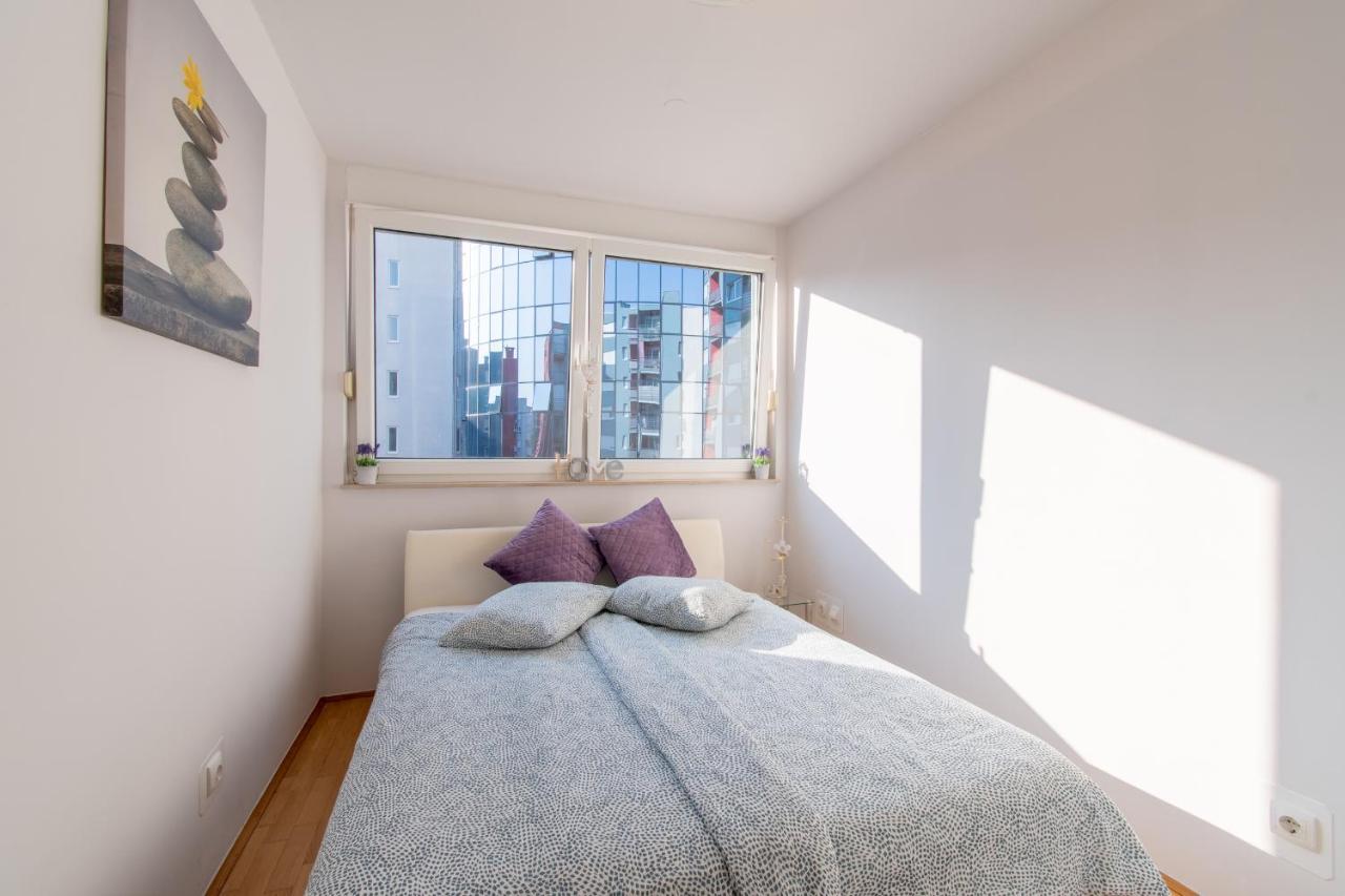 Flexible Selfcheckins 31 - Zagreb - Garage - Loggia - New Daire Dış mekan fotoğraf