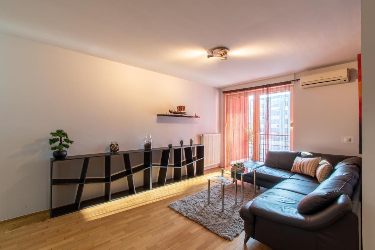 Flexible Selfcheckins 31 - Zagreb - Garage - Loggia - New Daire Dış mekan fotoğraf